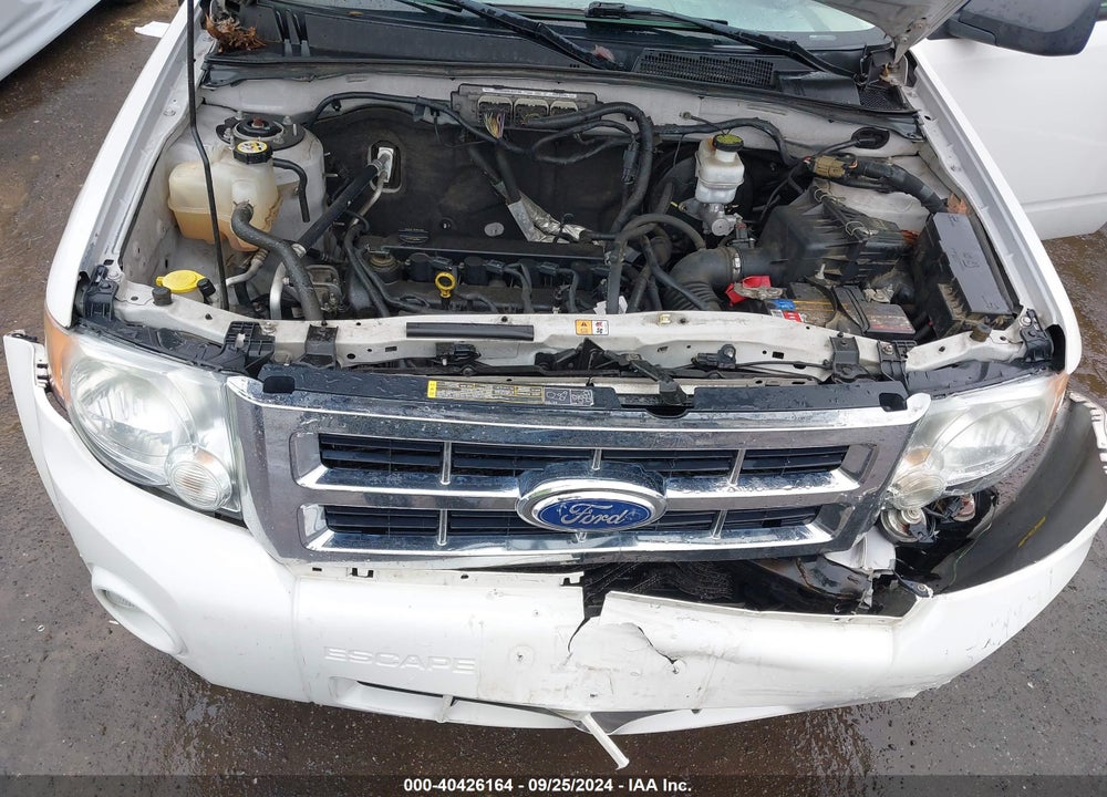 2011 FORD ESCAPE XLT VIN: 1FMCU9D70BKB54112