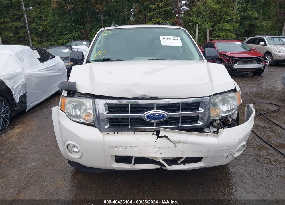 2011 FORD ESCAPE XLT VIN: 1FMCU9D70BKB54112