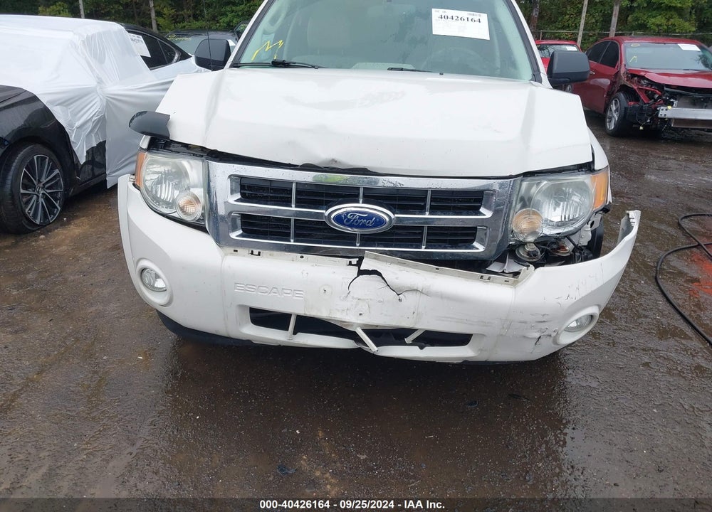2011 FORD ESCAPE XLT VIN: 1FMCU9D70BKB54112