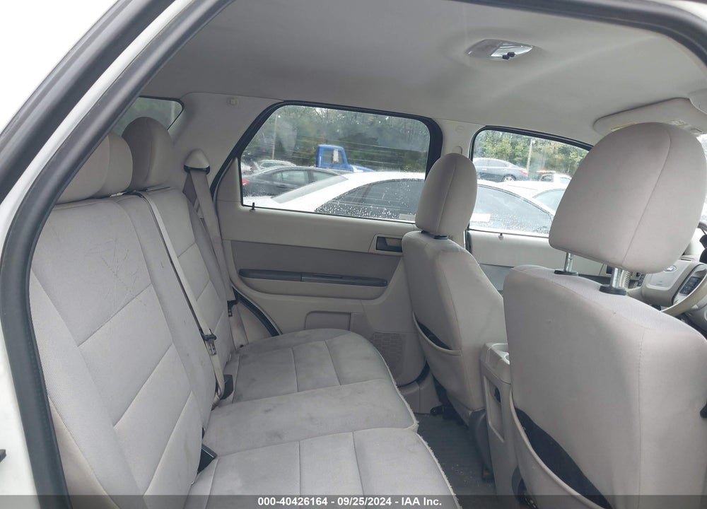 2011 FORD ESCAPE XLT VIN: 1FMCU9D70BKB54112