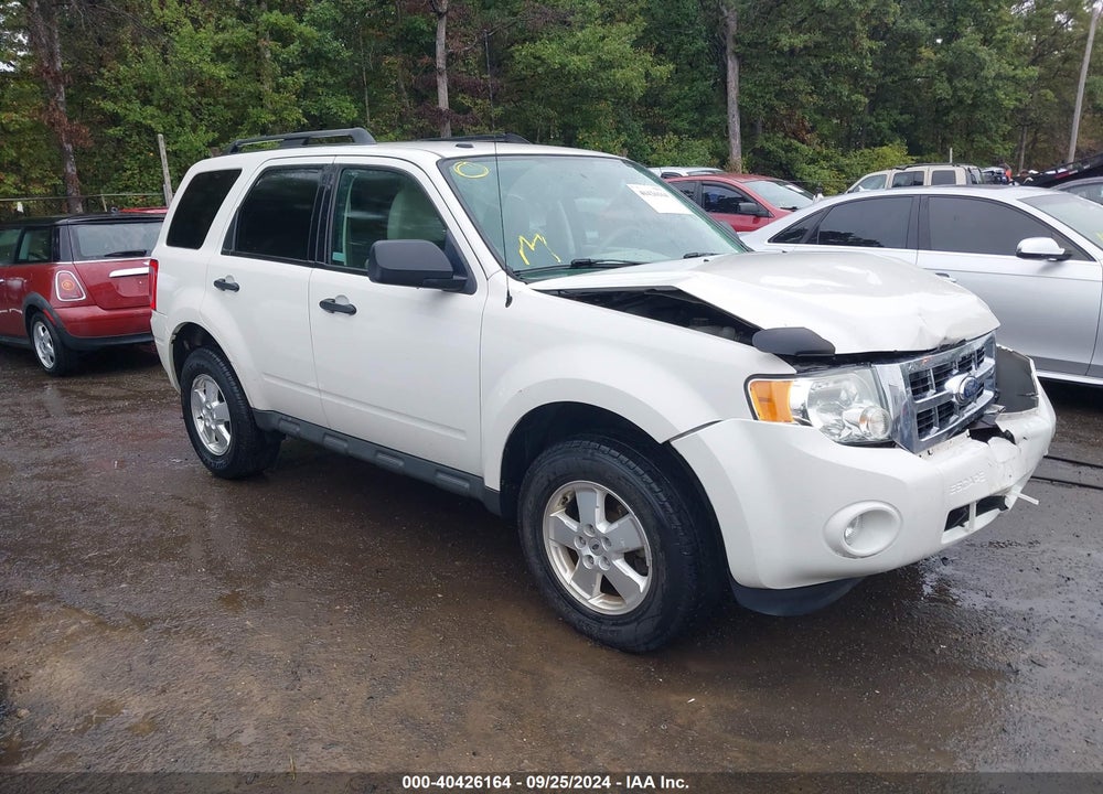 2011 FORD ESCAPE XLT VIN: 1FMCU9D70BKB54112