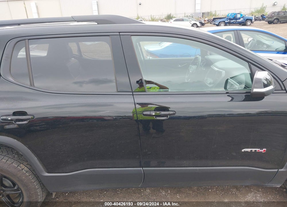 2023 GMC ACADIA AWD AT4 VIN: 1GKKNLLS3PZ235320