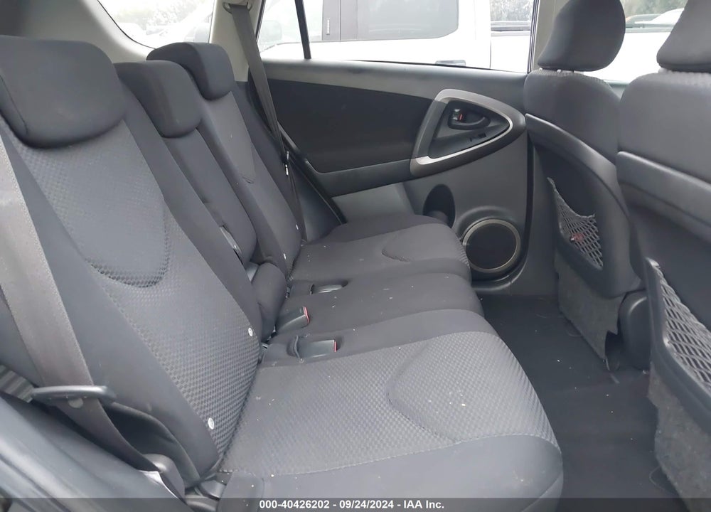 2006 TOYOTA RAV4 SPORT VIN: JTMZD32V066002357
