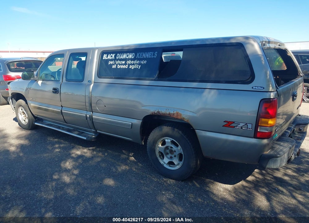 2001 CHEVROLET SILVERADO 1500 LS VIN: 1GCEK19T71E294603