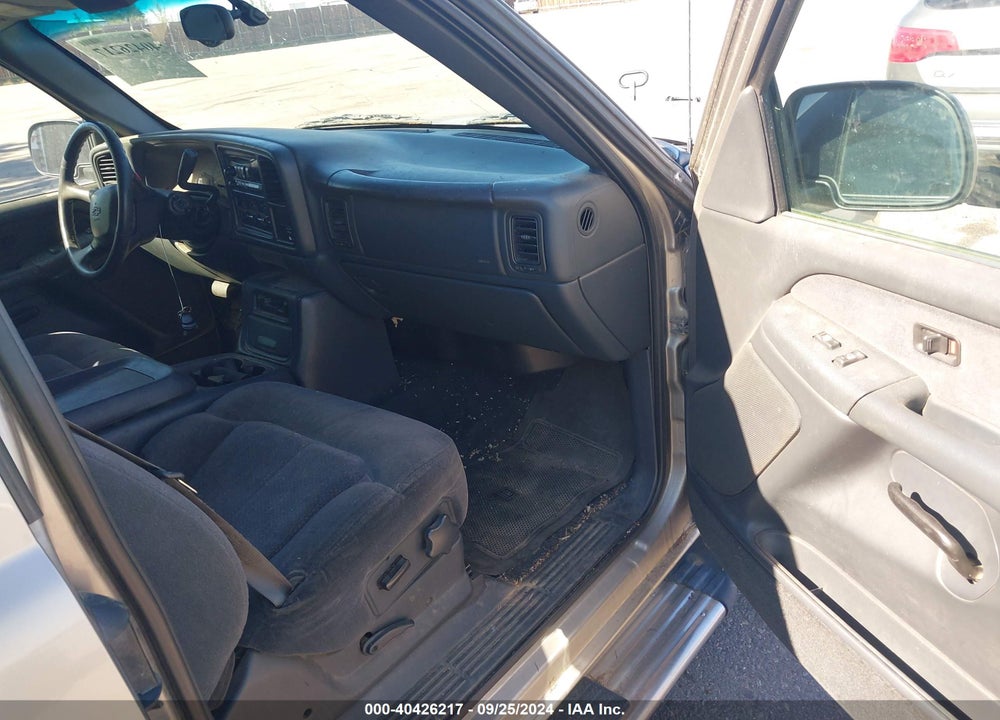 2001 CHEVROLET SILVERADO 1500 LS VIN: 1GCEK19T71E294603