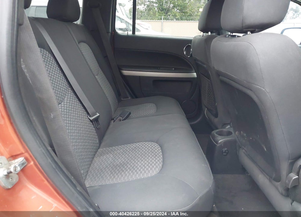 2007 CHEVROLET HHR LS VIN: 3GNDA13D37S628745