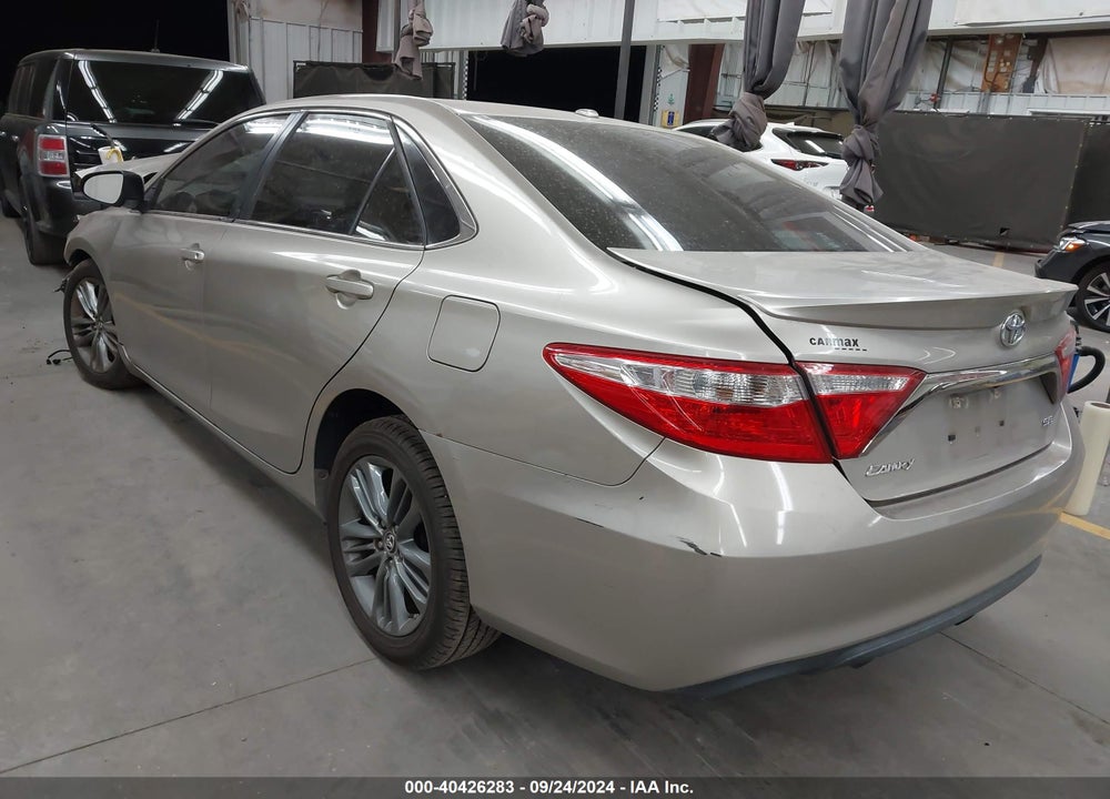 2015 TOYOTA CAMRY SE VIN: 4T1BF1FK9FU054111