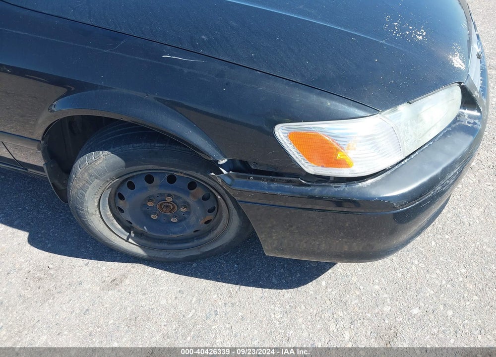 2001 TOYOTA CAMRY LE V6 VIN: JT2BF22K410331787