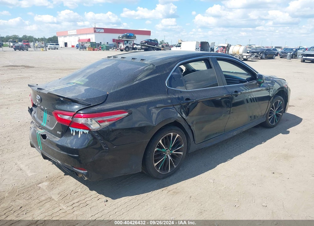 2018 TOYOTA CAMRY SE VIN: JTNB11HKXJ3049221