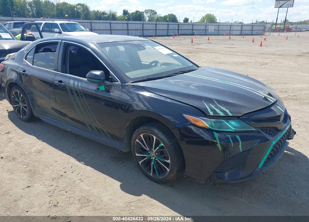2018 TOYOTA CAMRY SE VIN: JTNB11HKXJ3049221