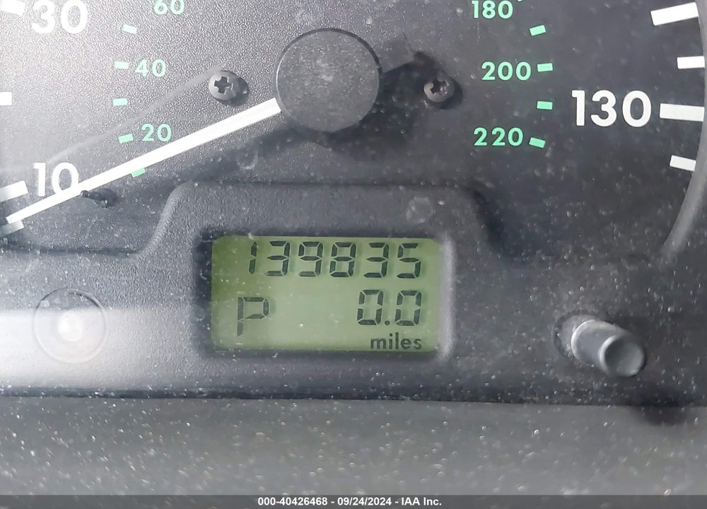 2001 LAND ROVER DISCOVERY SERIES II VIN: SALTL15421A713427