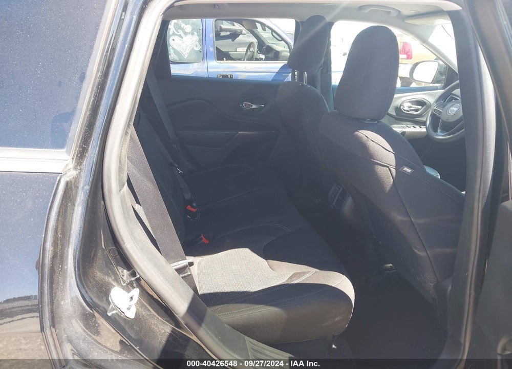 2019 JEEP CHEROKEE LATITUDE FWD VIN: 1C4PJLCB9KD307785