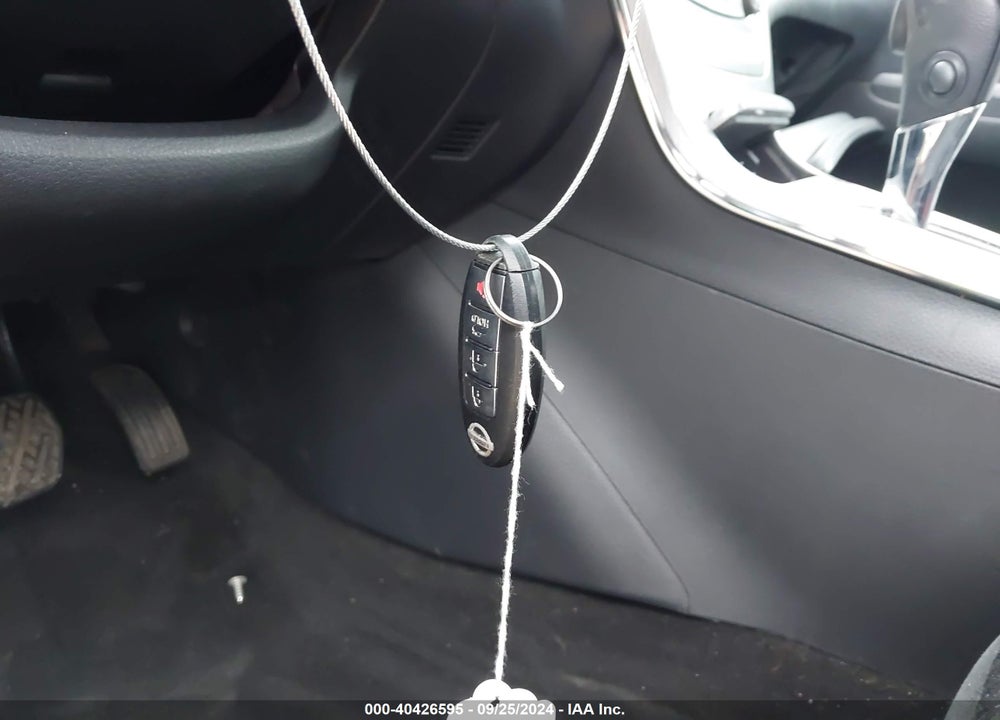 2014 NISSAN SENTRA SR VIN: 3N1AB7AP1EY282426