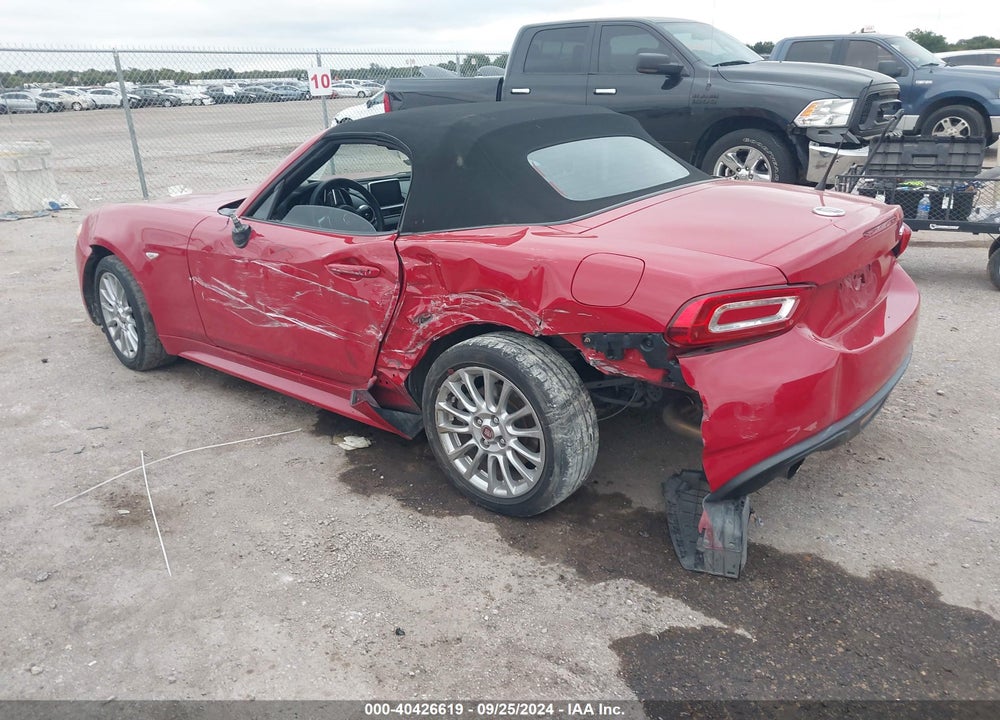2017 FIAT 124 SPIDER CLASSICA VIN: JC1NFAEK9H0106606