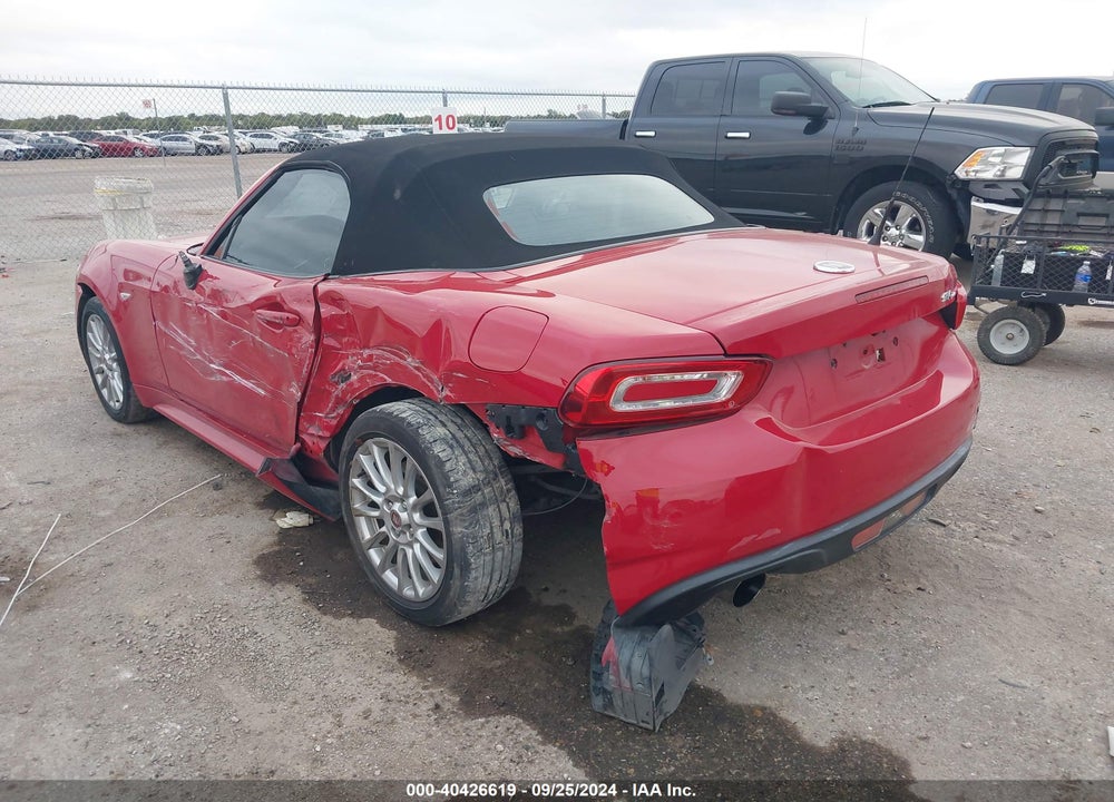 2017 FIAT 124 SPIDER CLASSICA VIN: JC1NFAEK9H0106606