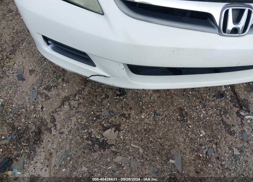 2005 HONDA ACCORD 2.4 LX VIN: 1HGCM56405A104838