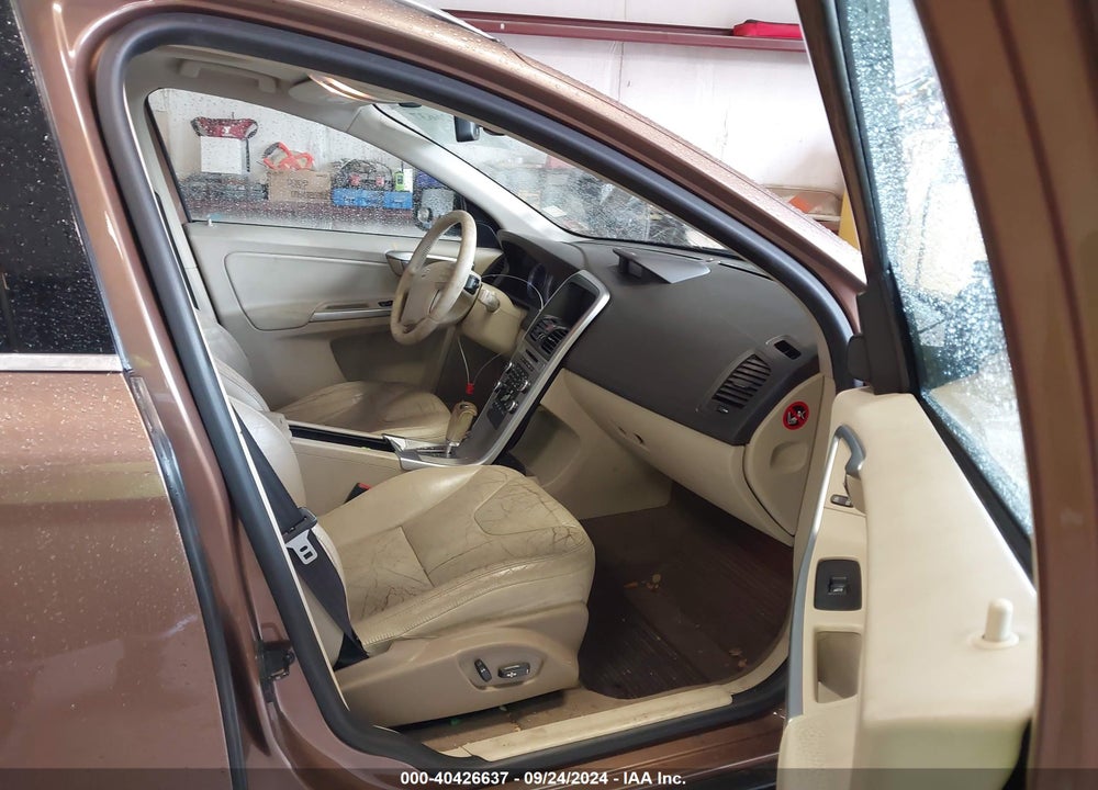2010 VOLVO XC60 T6/T6 R-DESIGN VIN: YV4992DZ7A2081390