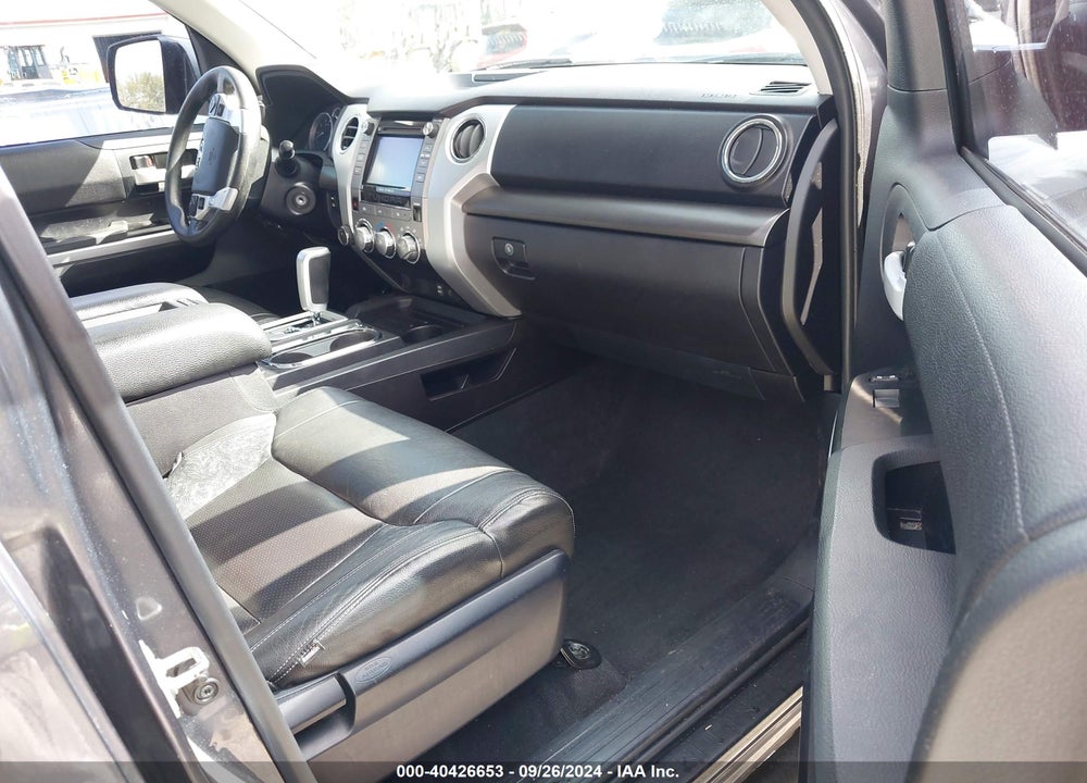 2016 TOYOTA TUNDRA SR5 5.7L V8 VIN: 5TFDY5F10GX545222