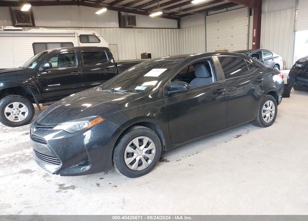2017 TOYOTA COROLLA L VIN: 2T1BURHE5HC927501