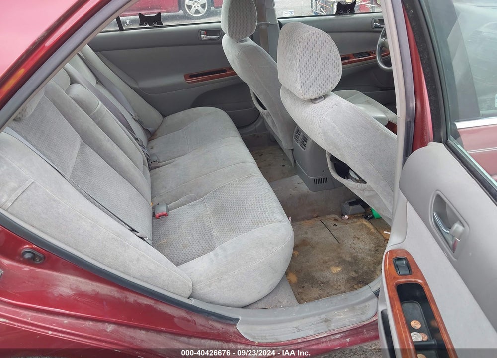 2004 TOYOTA CAMRY XLE VIN: 4T1BE32K64U378263