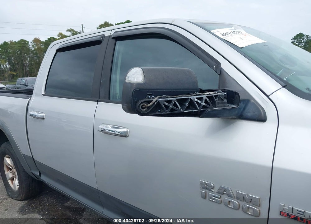 2013 RAM 1500 SLT VIN: 1C6RR7LT5DS571173