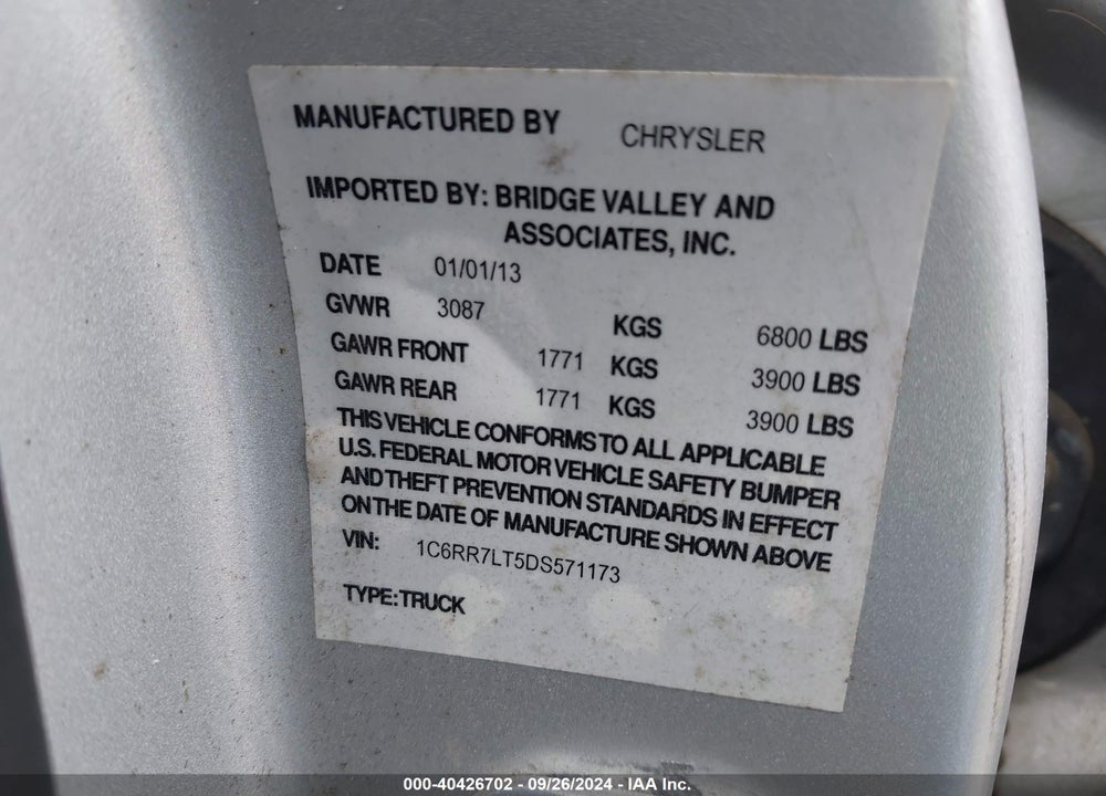 2013 RAM 1500 SLT VIN: 1C6RR7LT5DS571173