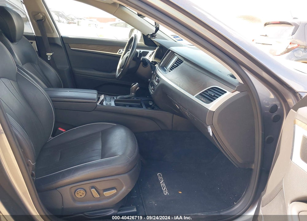 2015 HYUNDAI GENESIS 5.0 VIN: KMHGN4JF3FU070065