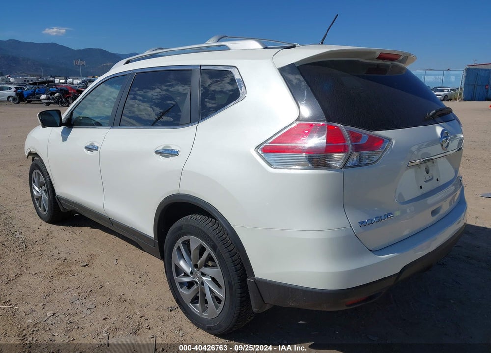 2015 NISSAN ROGUE SL VIN: 5N1AT2MV2FC814666