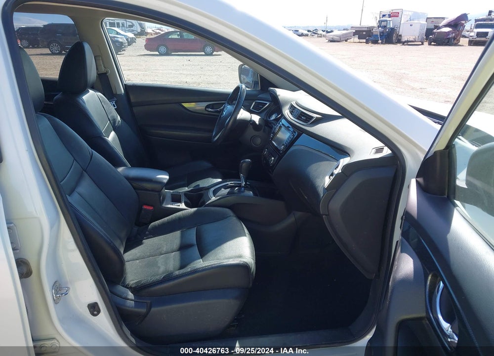 2015 NISSAN ROGUE SL VIN: 5N1AT2MV2FC814666