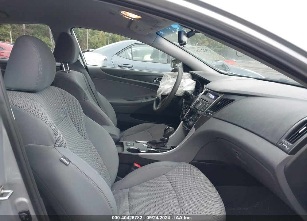 2013 HYUNDAI SONATA GLS VIN: 5NPEB4AC6DH770261