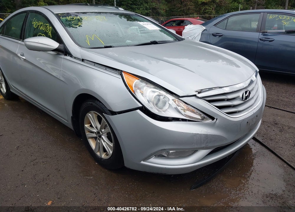 2013 HYUNDAI SONATA GLS VIN: 5NPEB4AC6DH770261