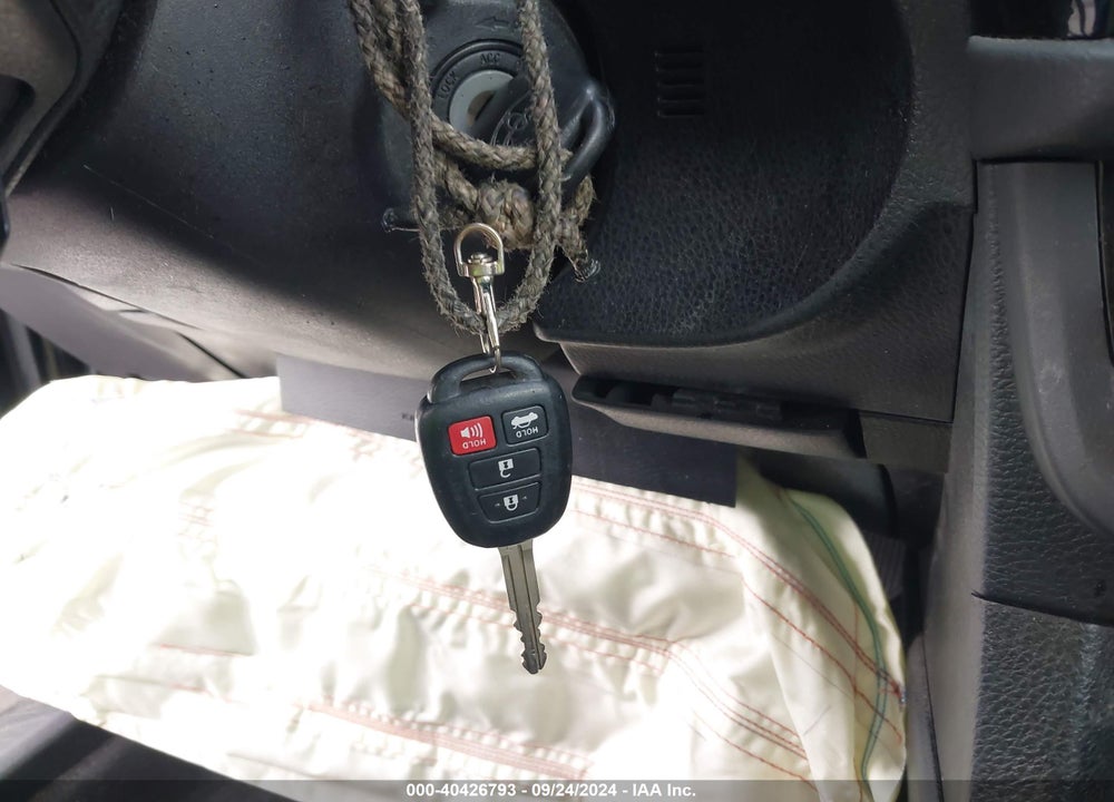 2016 TOYOTA COROLLA S PLUS VIN: 5YFBURHE1GP428905