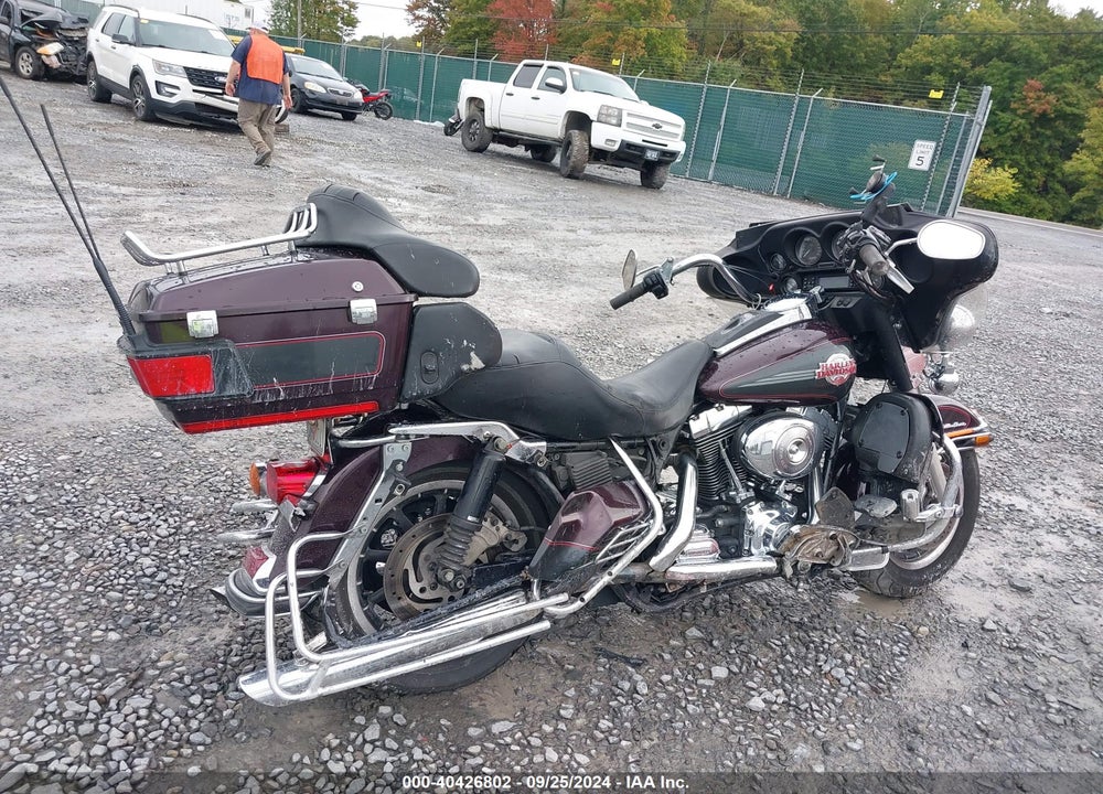 2006 HARLEY-DAVIDSON FLHTCUI VIN: 1HD1FCW186Y610533