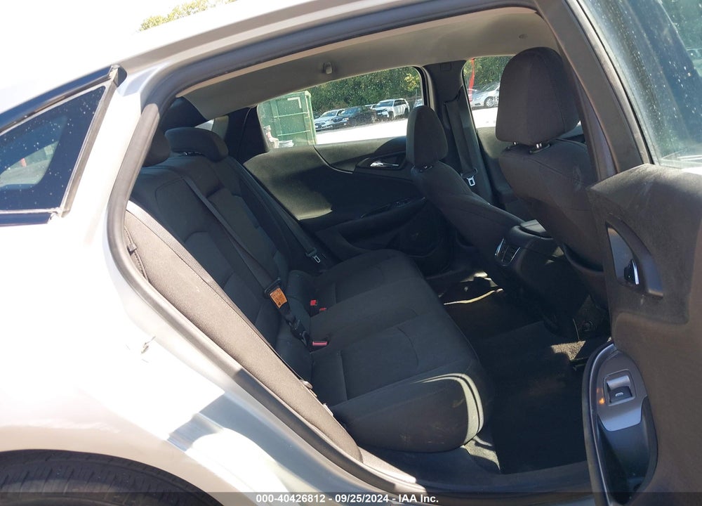 2018 CHEVROLET MALIBU LT VIN: 1G1ZD5ST0JF269610