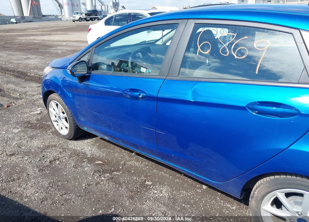 2018 FORD FIESTA SE VIN: 3FADP4BJ0JM111212