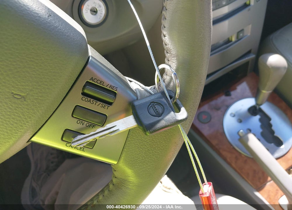 2004 NISSAN MAXIMA 3.5 SL VIN: 1N4BA41E54C874605