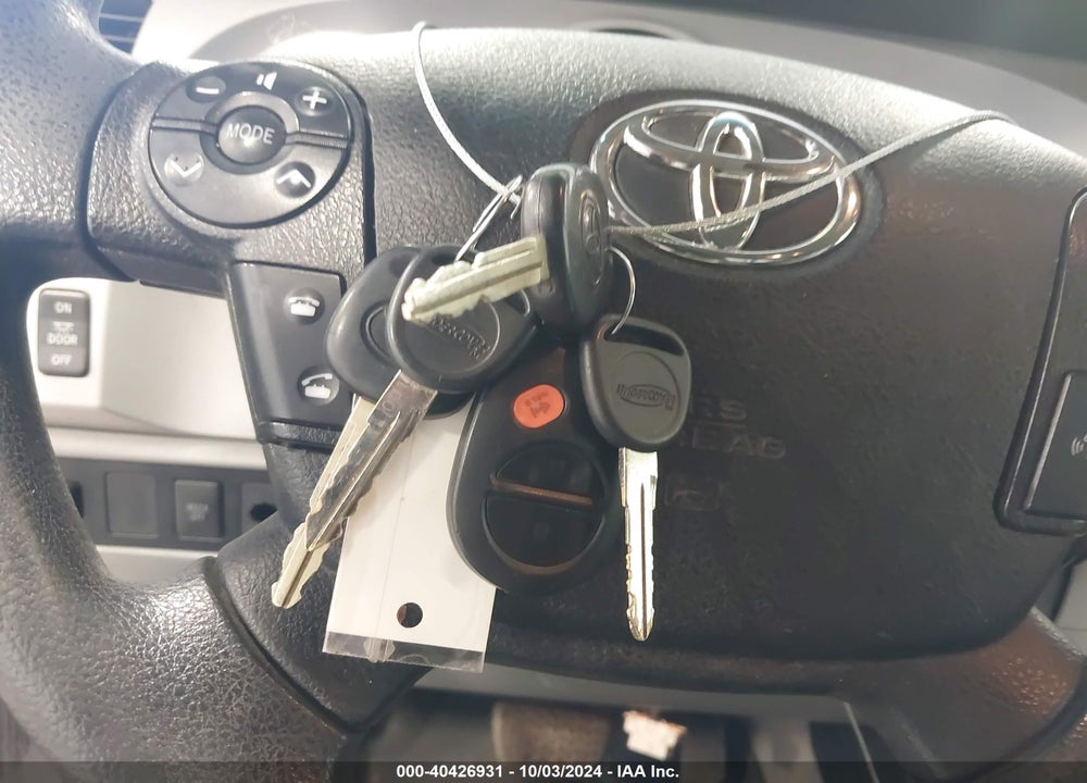 2007 TOYOTA TUNDRA SR5 5.7L V8 VIN: 5TBBV54117S486599