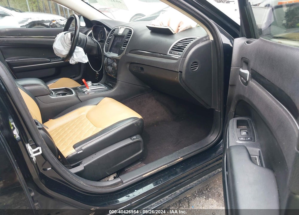 2018 CHRYSLER 300 TOURING VIN: 2C3CCAAG0JH308583