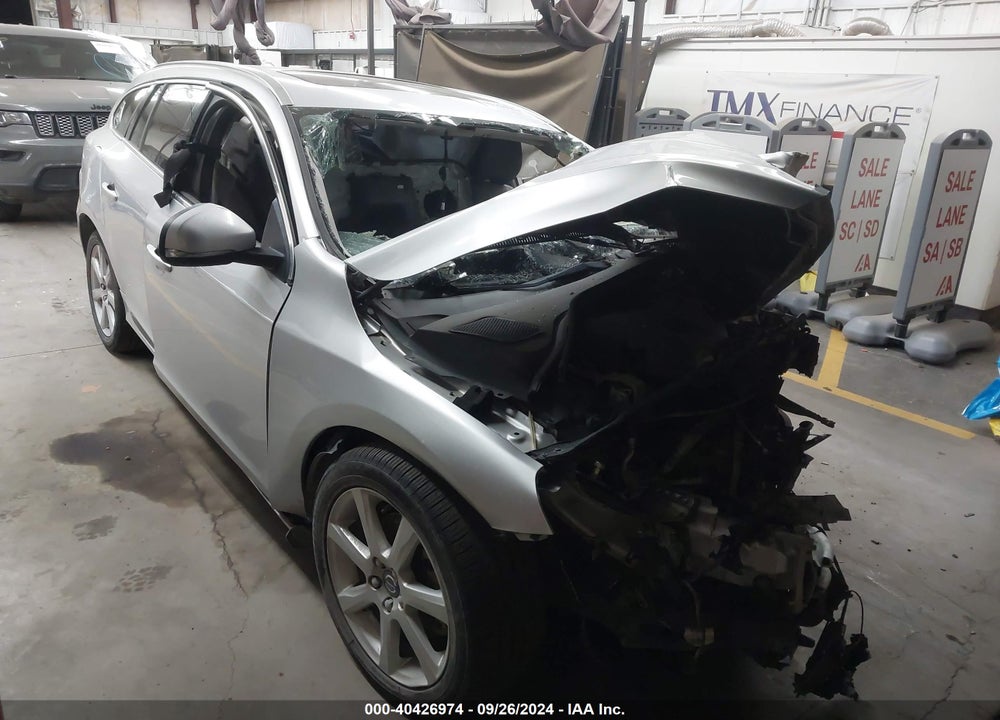 2017 VOLVO V60 T5 PREMIER VIN: YV140MEKXH1373470