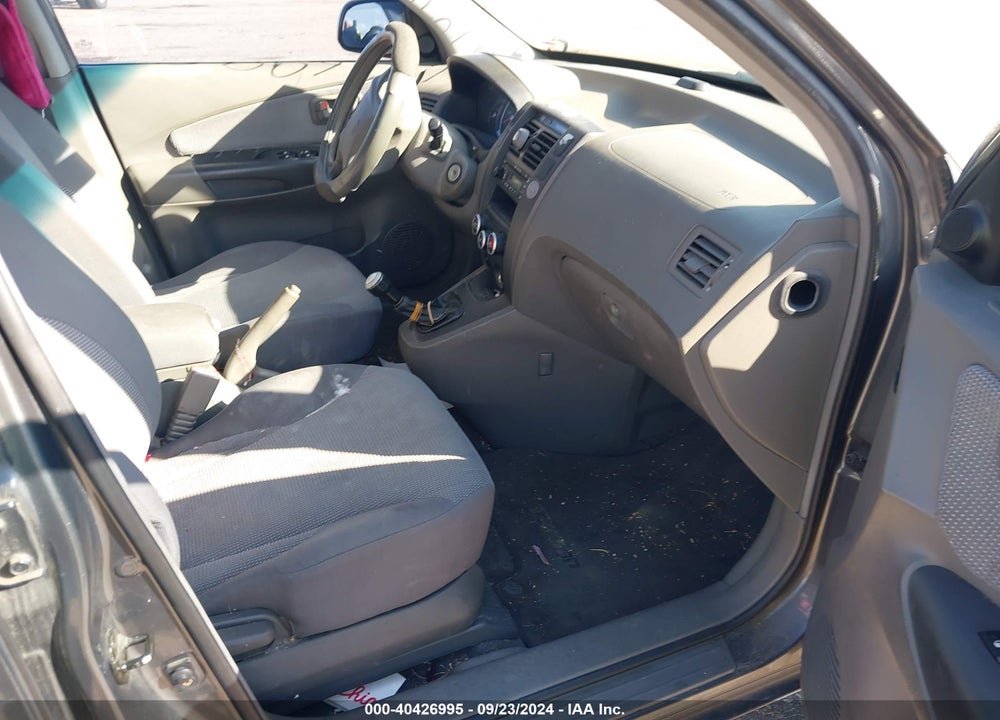 2007 HYUNDAI TUCSON GLS VIN: KM8JM12B07U559320