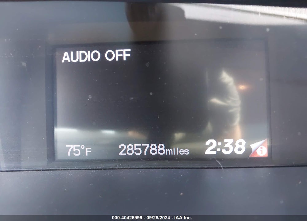 2014 HONDA CIVIC HYBRID VIN: 19XFB4F30EE200811