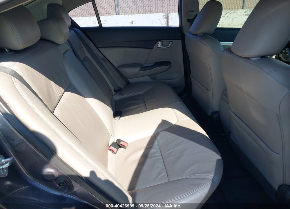 2014 HONDA CIVIC HYBRID VIN: 19XFB4F30EE200811
