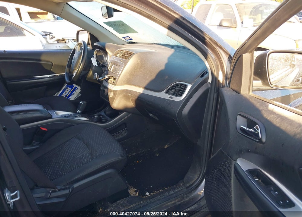 2018 DODGE JOURNEY SE VIN: 3C4PDCAB4JT427786