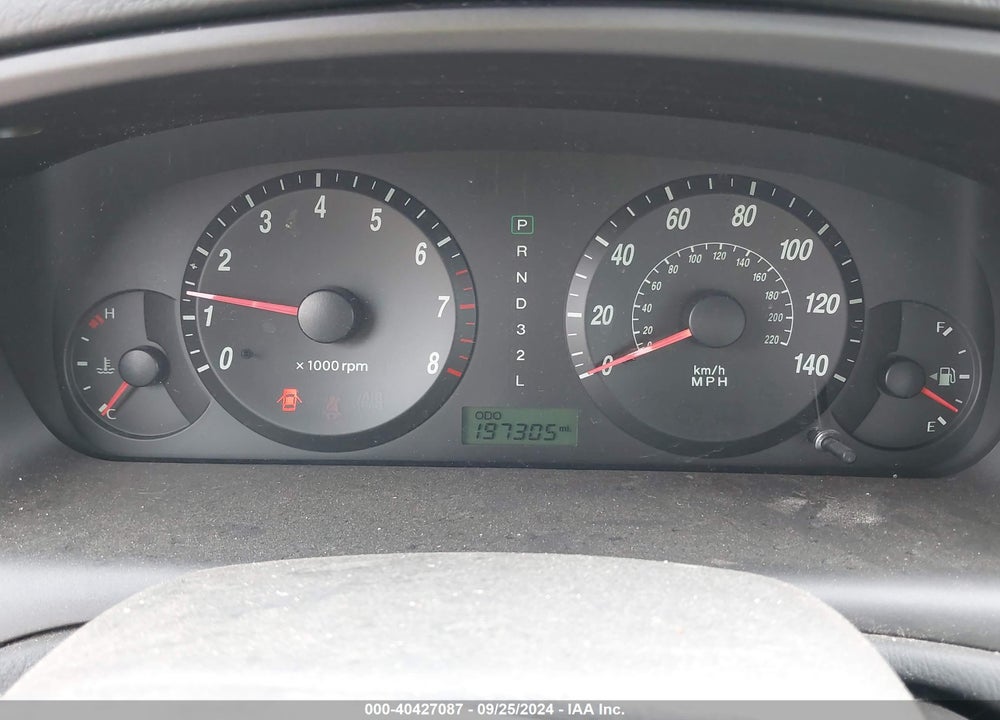 2004 HYUNDAI ELANTRA GLS/GT VIN: KMHDN46D74U777399