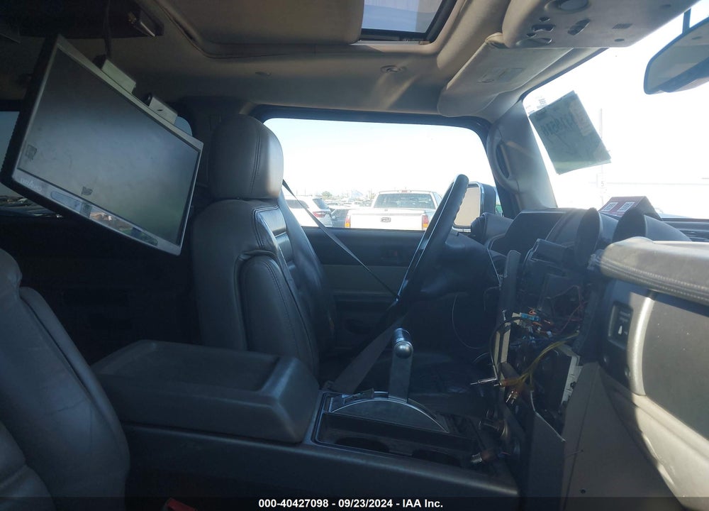 2003 HUMMER H2 VIN: 5GRGN23U03H104499