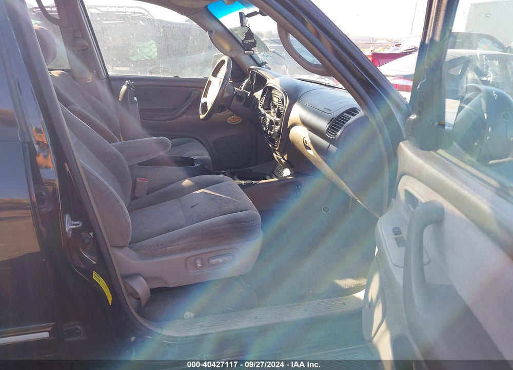 2006 TOYOTA SEQUOIA SR5 V8 VIN: 5TDBT44A56S274326