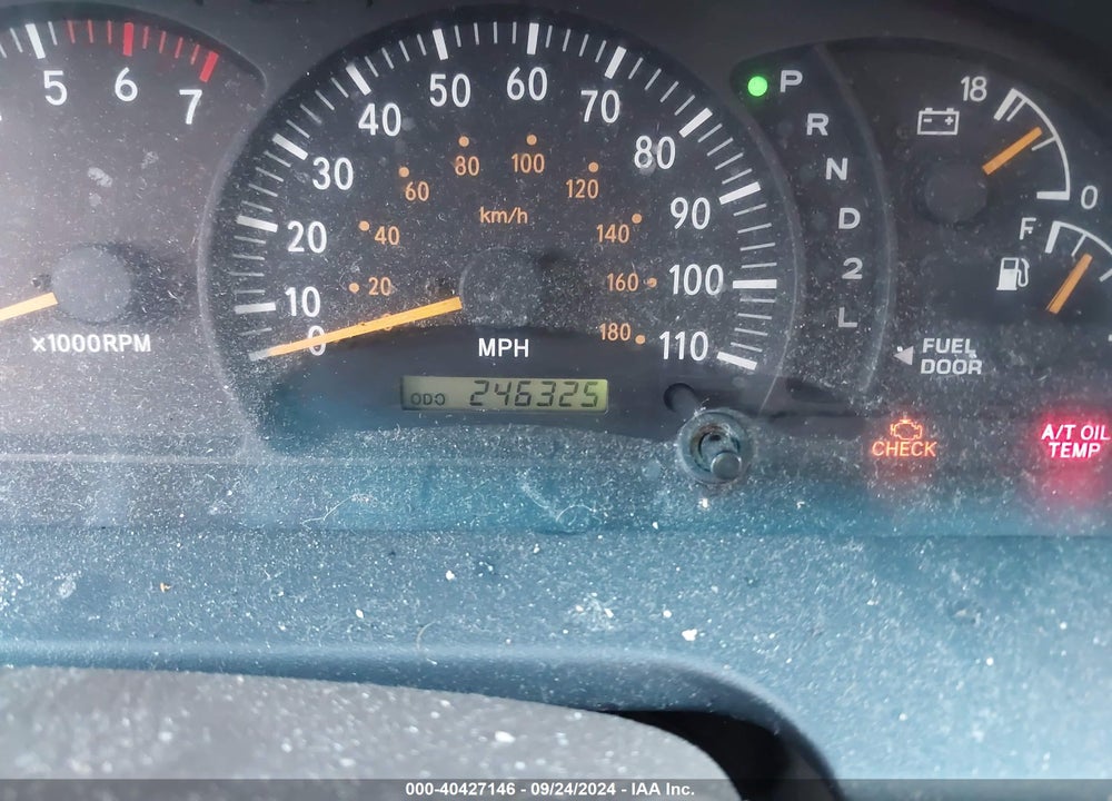 2002 TOYOTA TUNDRA SR5 V8 VIN: 5TBBT44102S250714