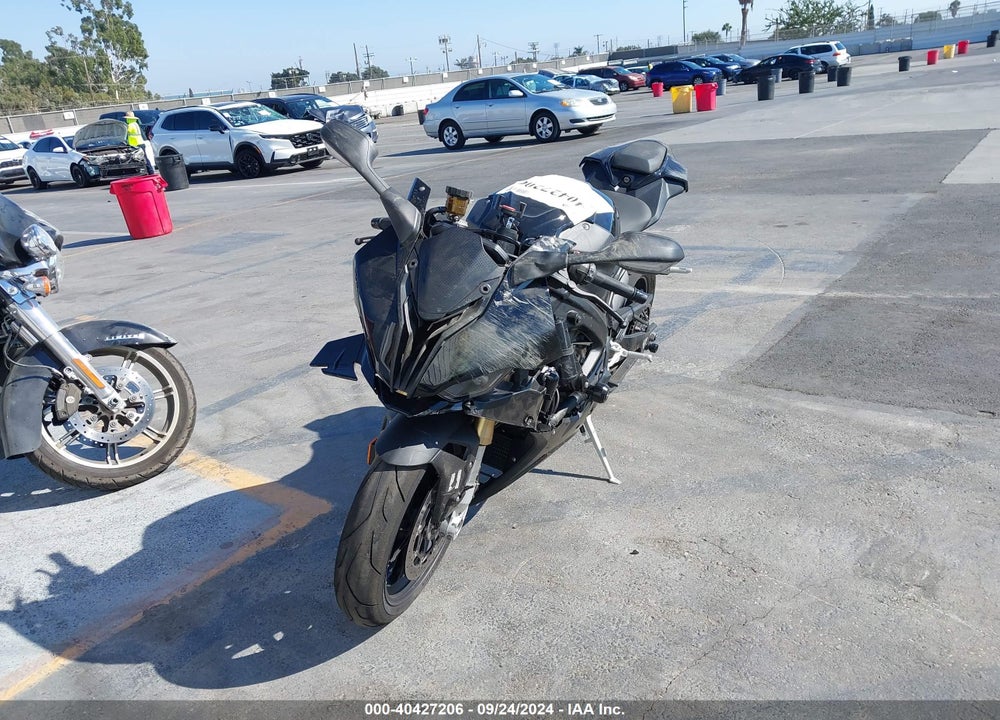 2024 BMW S 1000 RR VIN: WB10E630XR6J67537