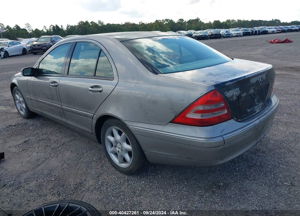 2004 MERCEDES-BENZ C 240 VIN: WDBRF61J14E017493