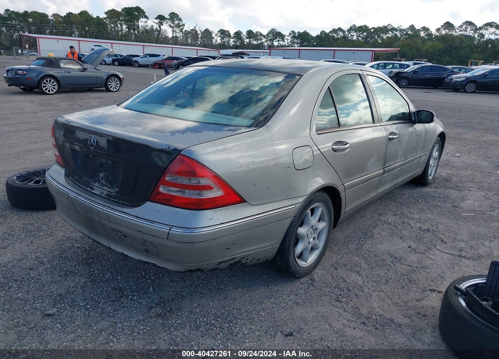 2004 MERCEDES-BENZ C 240 VIN: WDBRF61J14E017493